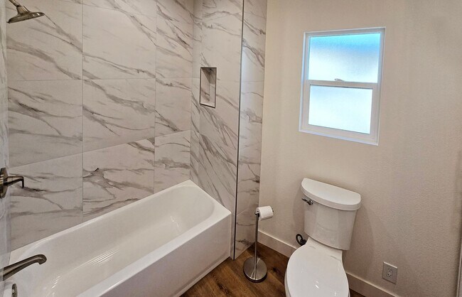 Building Photo - Newly constructed 1-bedroom, 1-bath ADU in prime Encino Village location.