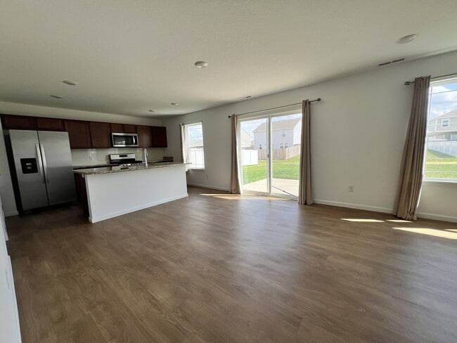 Building Photo - 4161 Bradley Dr