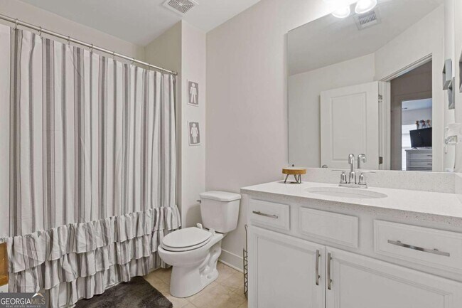 Building Photo - 94 Garrison Dr