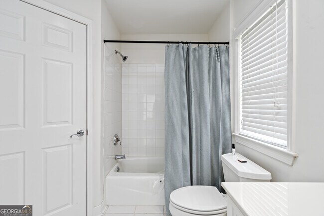 Building Photo - 50 Biscayne Dr NW