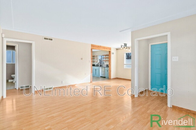 Building Photo - 1980 Willow St