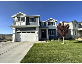 Building Photo - 4693 E Silver Ridge Rd