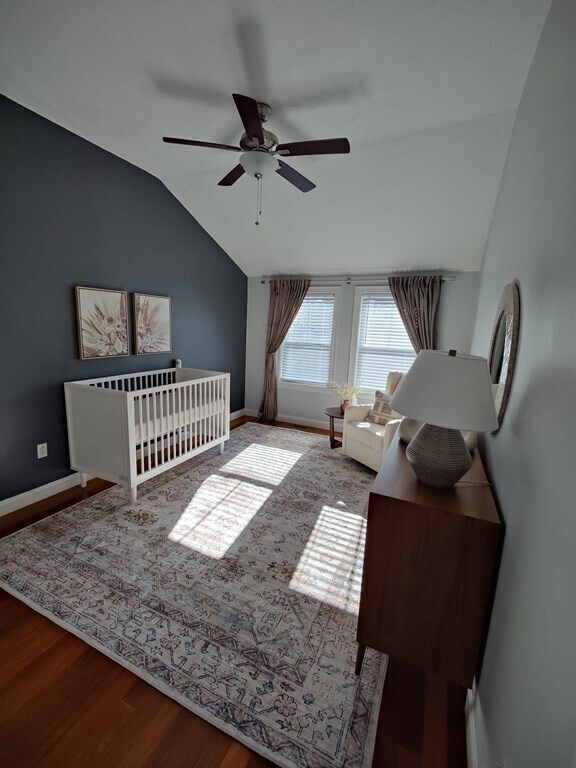 Building Photo - 36 Monroe St