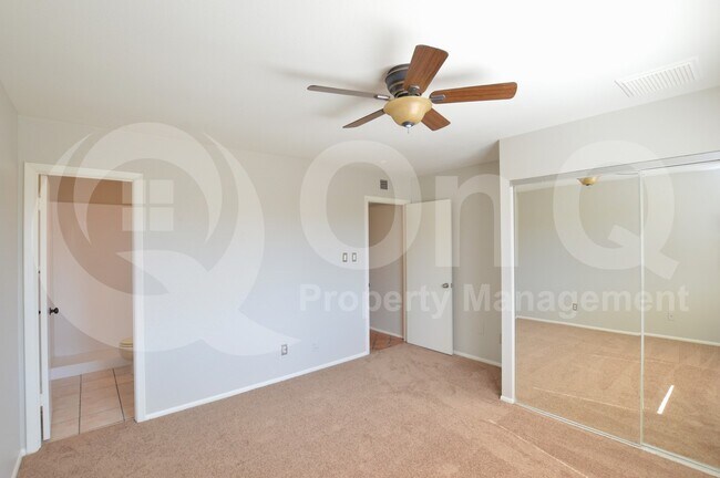 Building Photo - 1623 E Palmcroft Dr