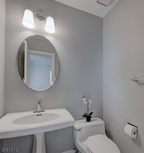 Building Photo - 326 Araneo Dr