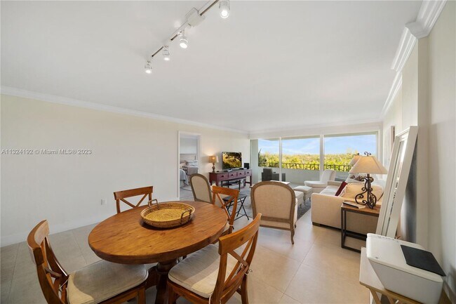 Building Photo - 155 Ocean Ln Dr