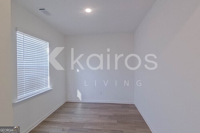 Building Photo - 208 Birch Ave