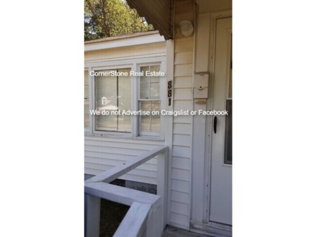Building Photo - 881 W Orange St