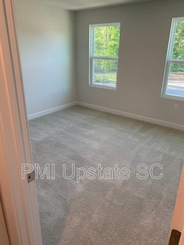 Building Photo - 413 Camarillo Ln