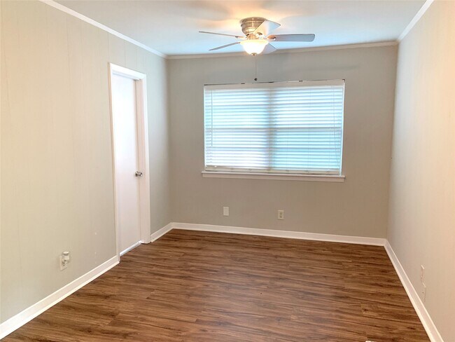 Building Photo - 4423 Warm Springs Rd