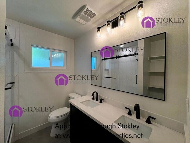 Building Photo - 276 Jennifer Way