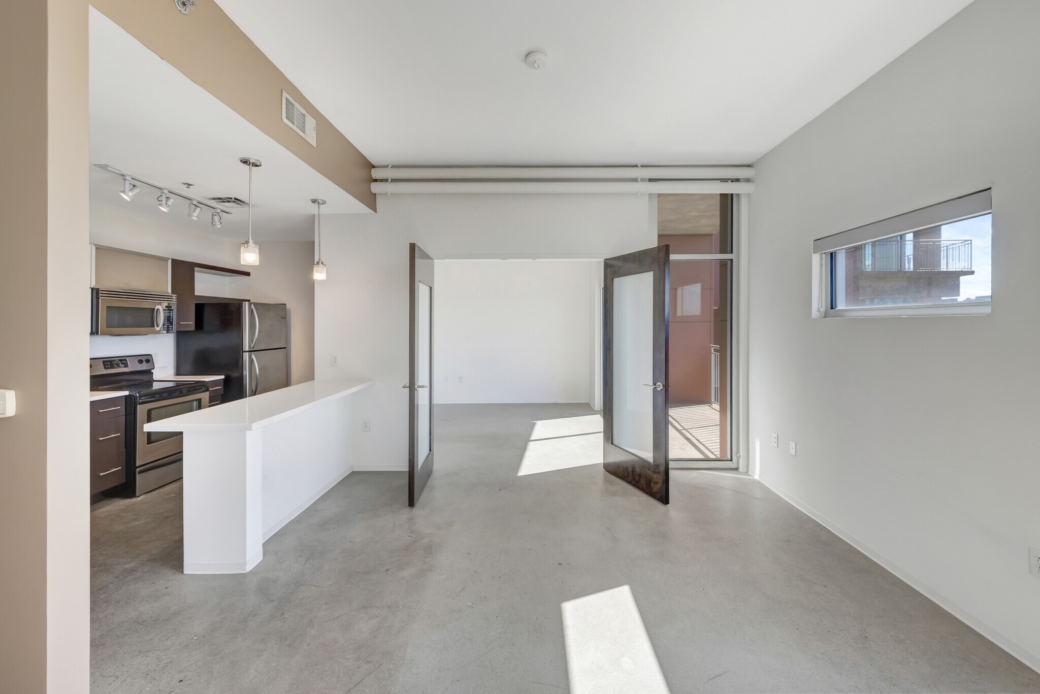 Building Photo - 2115 Yeaman Pl