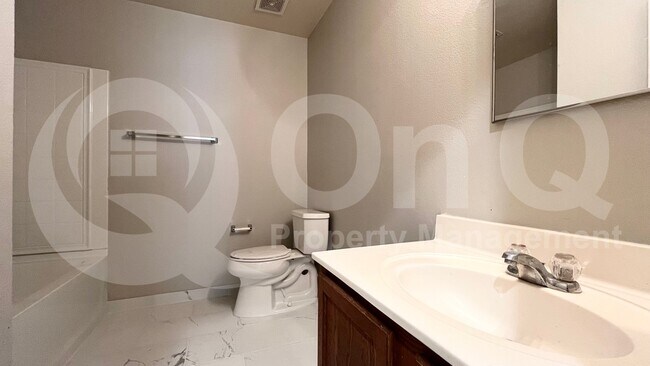 Building Photo - 13269 Fowler Dr