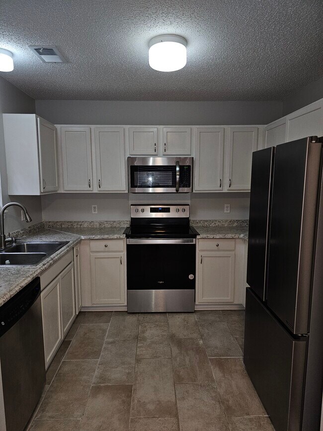 Building Photo - 10430 Brawley Ln