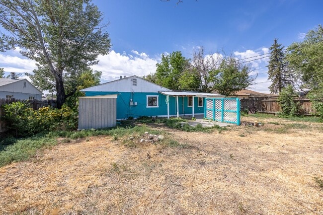 Building Photo - Charming 2-Bedroom Home in Aztec, NM - Per...