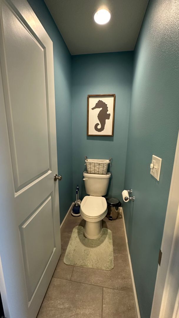 Building Photo - Gorgeous Corner lot 4 bed home! Happy Vall...