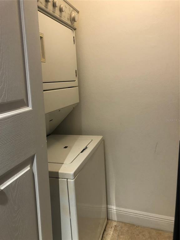 Building Photo - 1057 S Hiawassee Rd