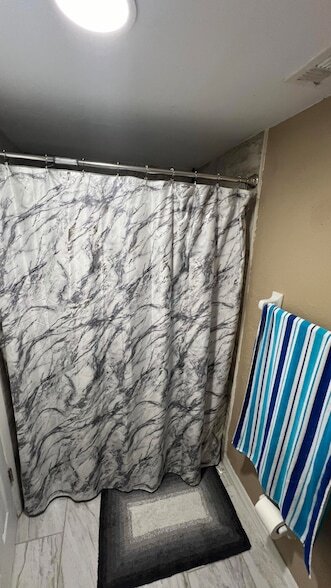 Building Photo - 1524 SE Royal Green Cir