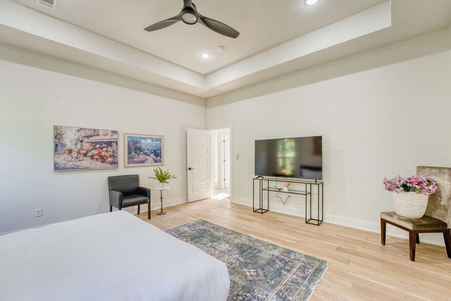 Building Photo - 1421 Lee St