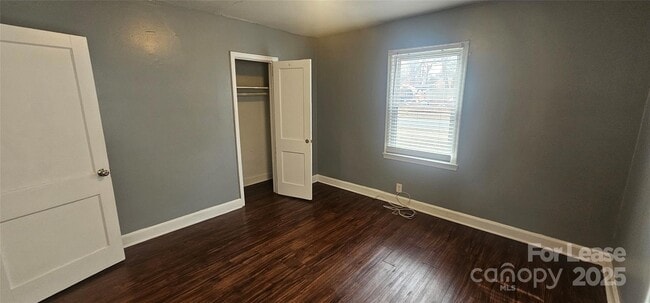 Building Photo - 400 Keswick Ave