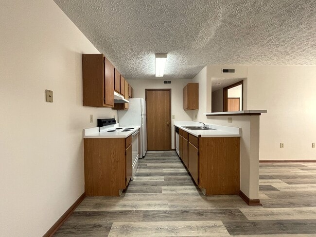 Building Photo - 5636 Cypress Chase