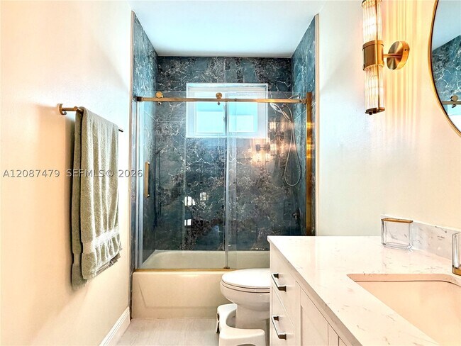 Building Photo - 4631 SW 154th Ct