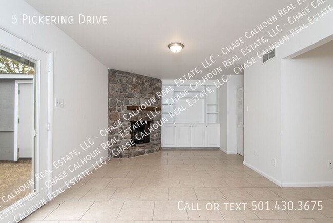 Building Photo - 5 Pickering Dr