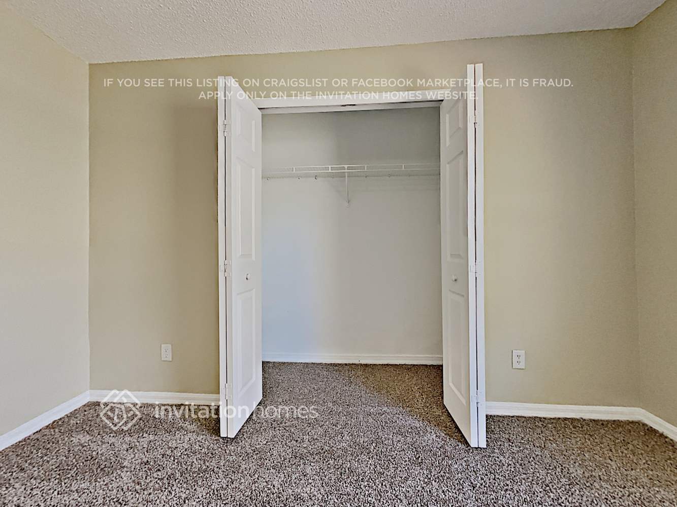 Building Photo - 4508 Oakton Dr