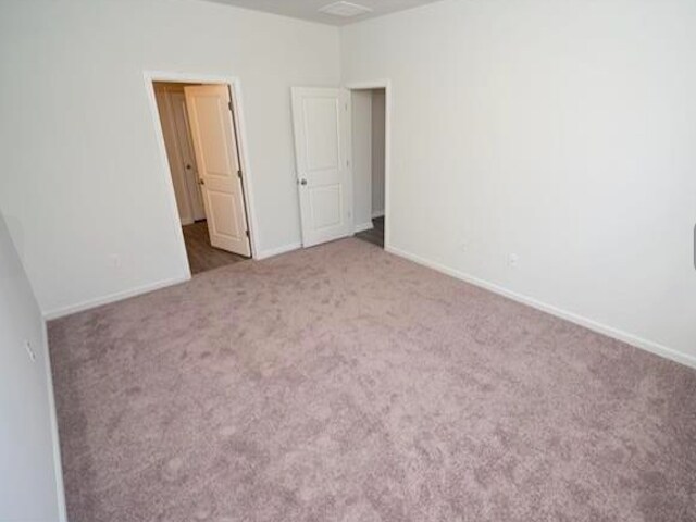 Building Photo - 268 Legends Vlg Lp