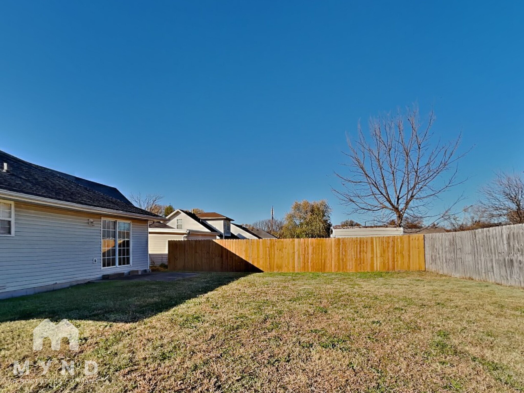 Building Photo - 3945 W Maple St