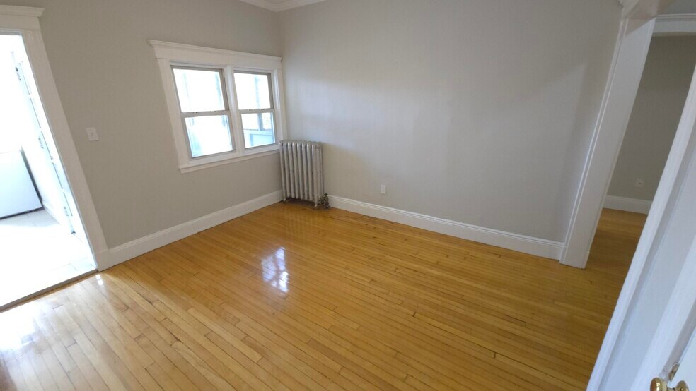 Building Photo - 33 Highgate St