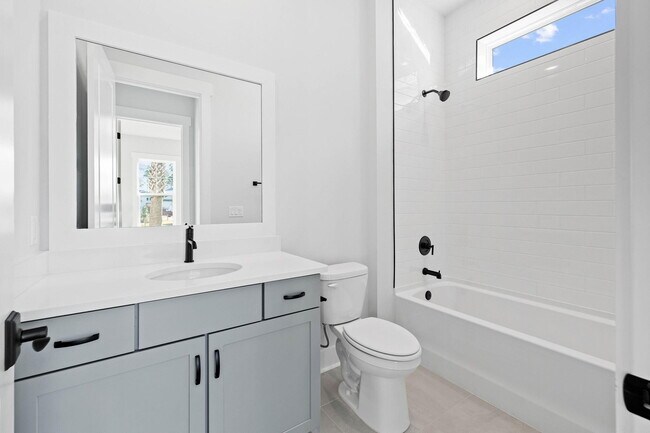 Building Photo - 58 Ferndale Ct