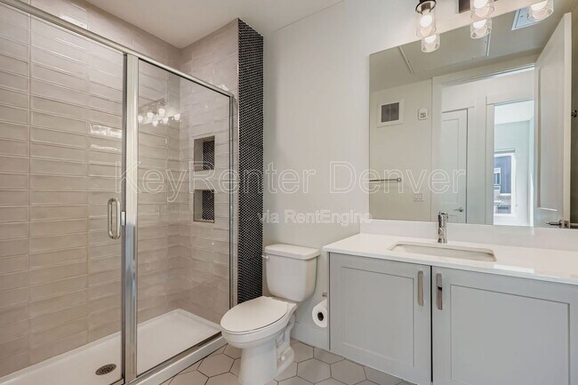 Building Photo - 2876 W 53rd Ave