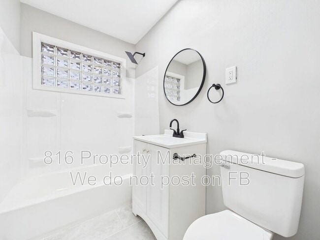 Building Photo - 7560 Prospect Ave