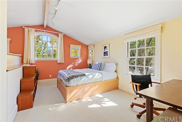 Building Photo - 2310 Bowdoin St