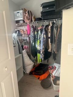 Building Photo - 6848 Brook Hollow Rd