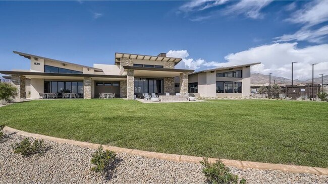 Building Photo - Single story in the exclusive master planned community of Heritage in Stonebridge!