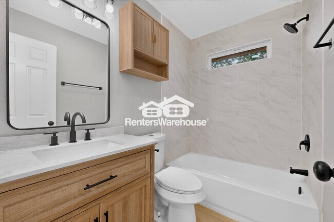 Building Photo - 3945 Spoonwood Ln
