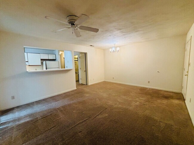 Building Photo - 403 Berryfield Ln