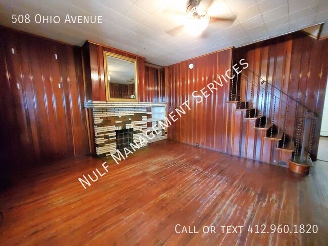 Building Photo - Eligible for Section 8: 3 Bed, 1.5 Bath Ho...