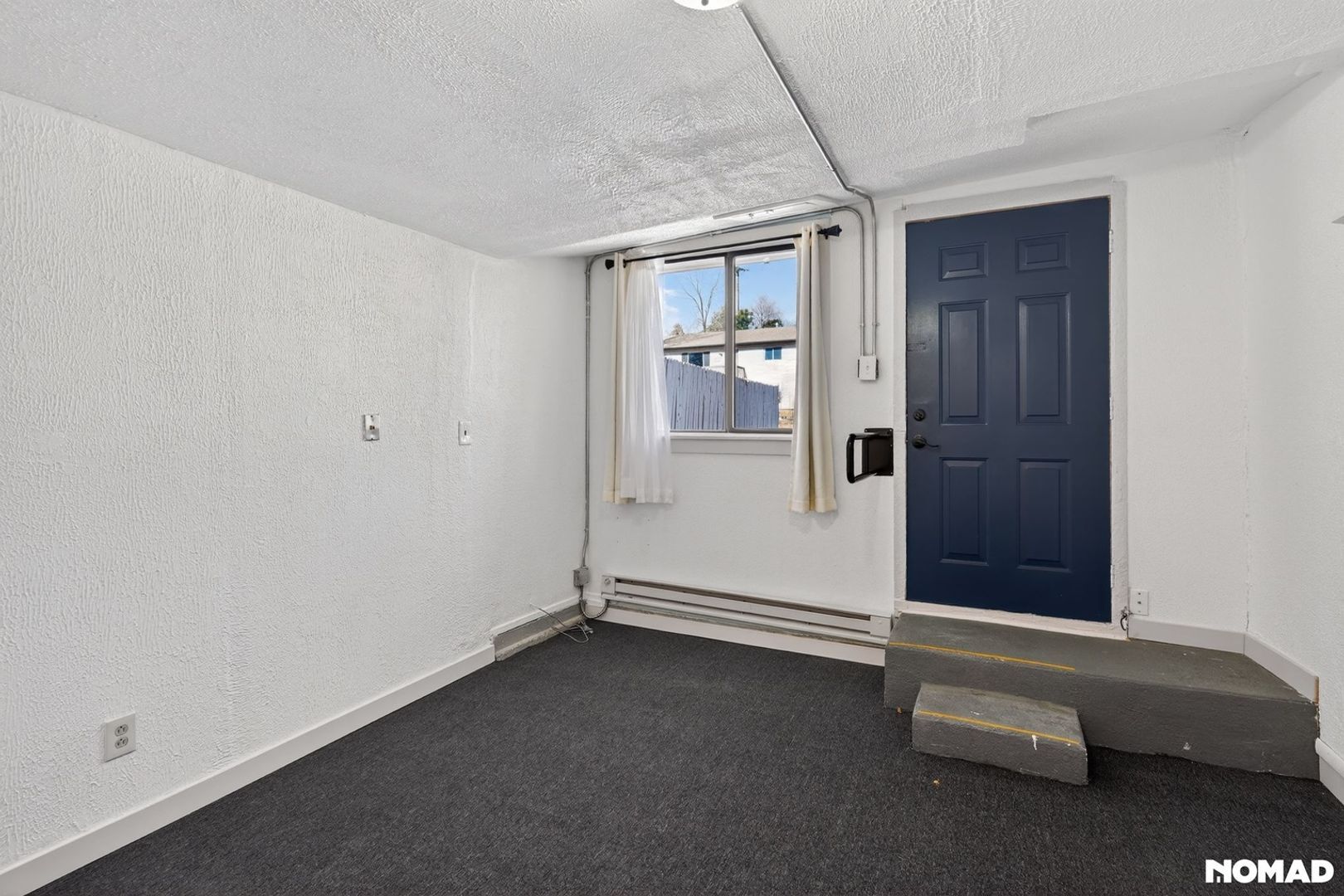 Building Photo - 2509 Royalty Ct