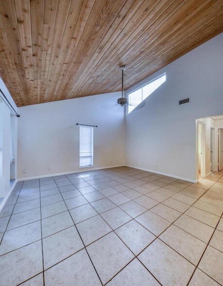 Building Photo - 809 N Federal Hwy