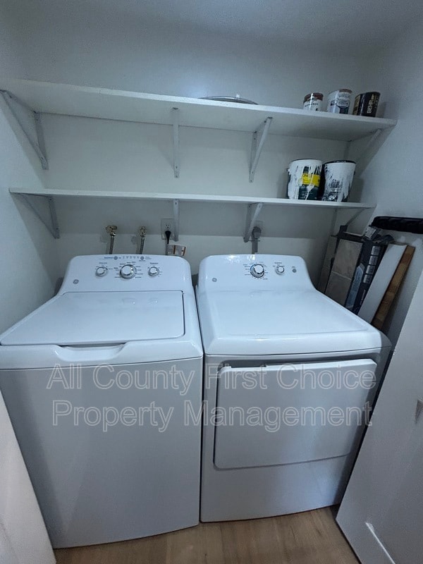 Building Photo - 780 S Village Dr