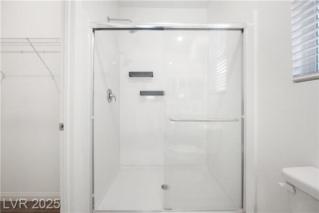 Building Photo - Single Story 3 bedroom, 2 bath home in the...