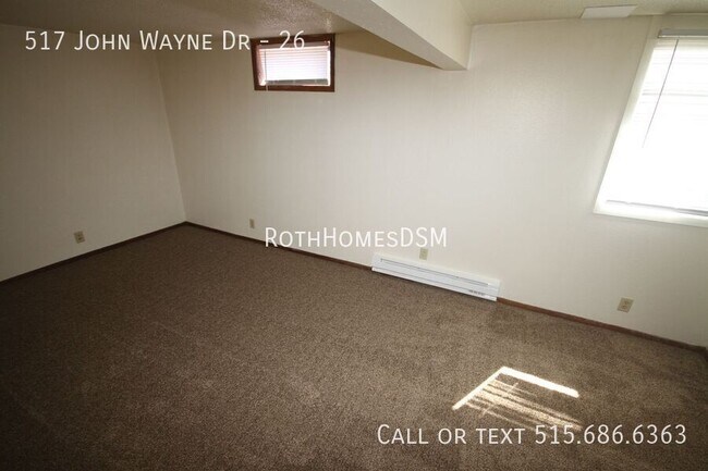 Building Photo - 517 S John Wayne Dr