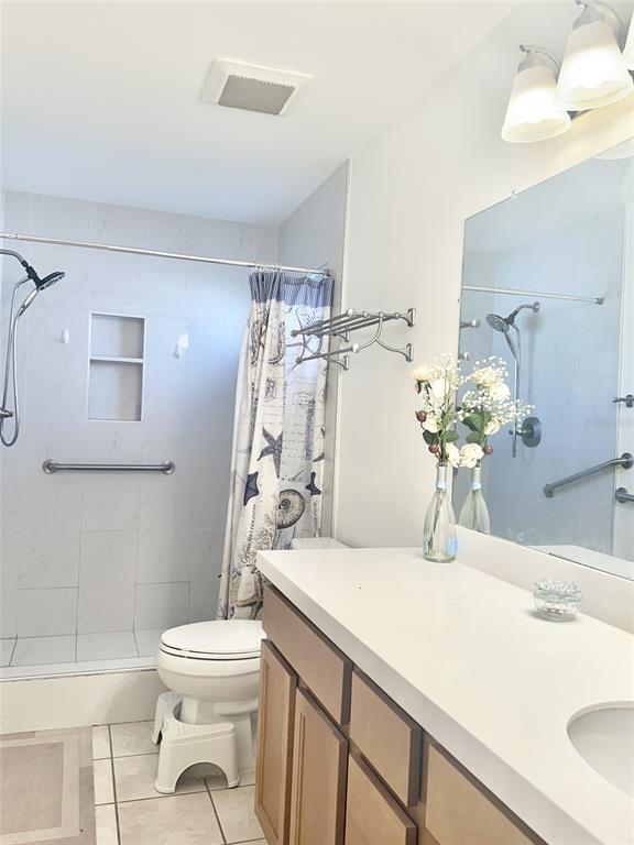 Building Photo - 9419 Chandon Dr