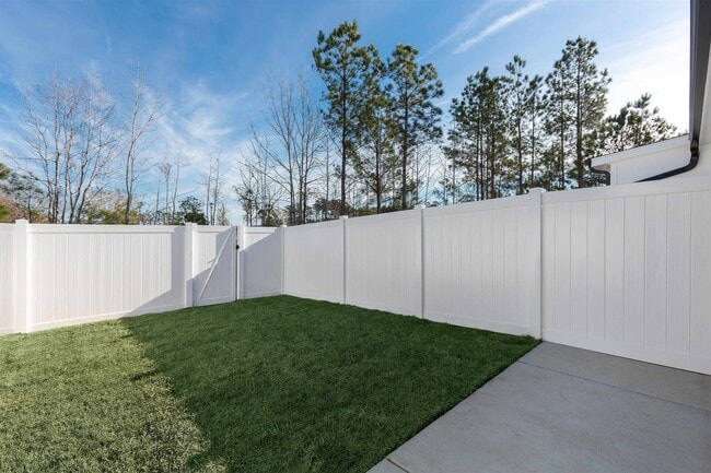 Building Photo - 3700 Abraham Pl