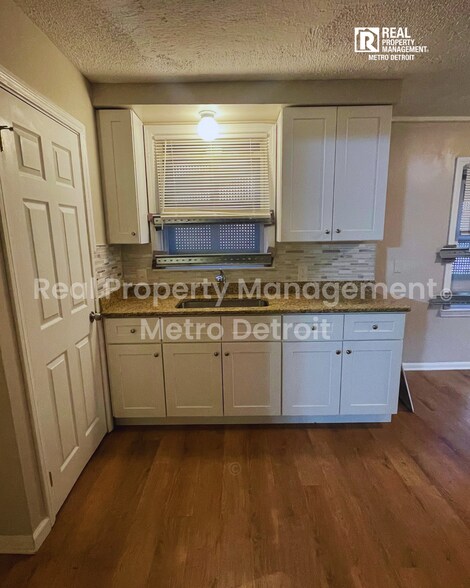 Building Photo - 18445 Ardmore St