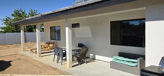 Building Photo - 8160 Palomar Ave