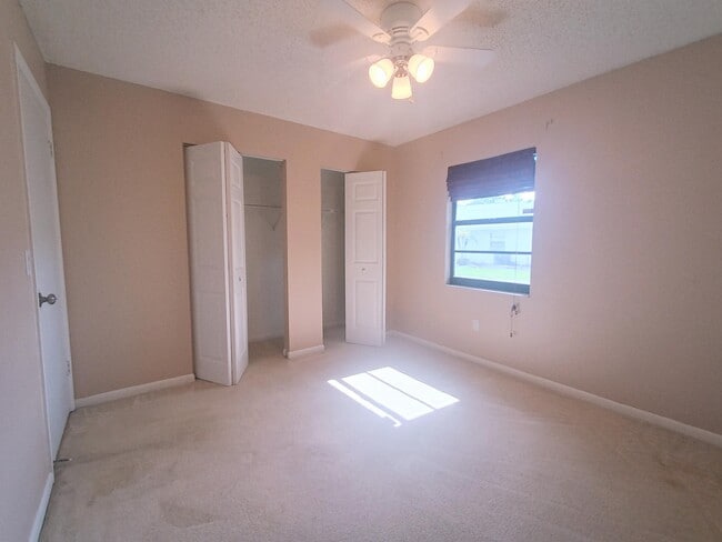Building Photo - 4374 Walden Cir